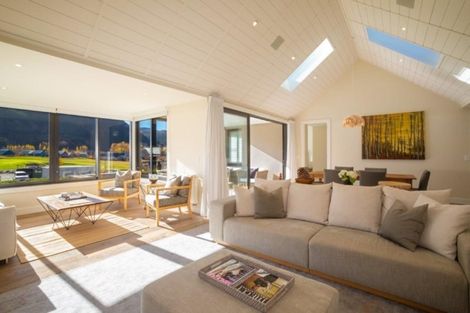 Photo of property in 7 Ogilvie Lane, Arrowtown, 9371