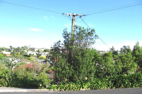 Photo of property in 2/61 Hebron Road, Waiake, Auckland, 0630