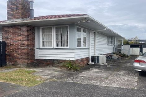 Photo of property in 1/166 Rangatira Road, Beach Haven, Auckland, 0626