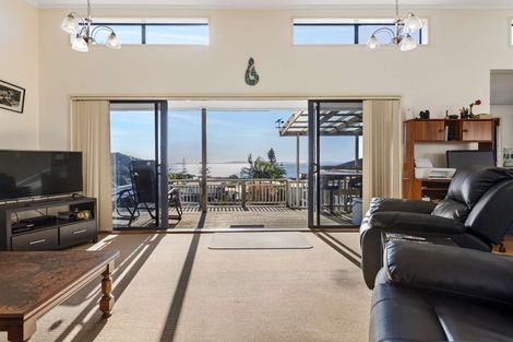 Photo of property in 26 Stratford Drive, Cable Bay, 0420