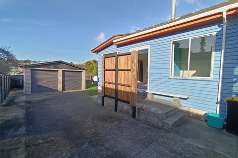 Photo of property in 10 Chamberlain Road, Karori, Wellington, 6012