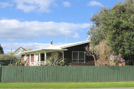 Photo of property in 34 Eversham Road, Mount Maunganui, 3116