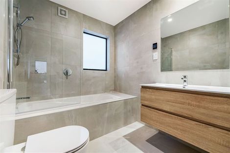 Photo of property in 6/107 Hobsonville Road, West Harbour, Auckland, 0618