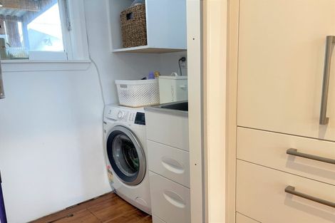 Photo of property in 56 Guy Avenue, Takaro, Palmerston North, 4410