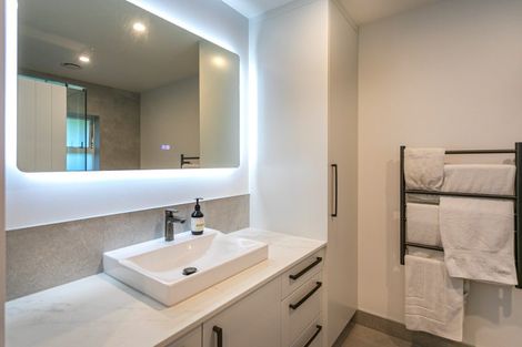 Photo of property in 163 Ocean Beach Road, Tairua, 3508