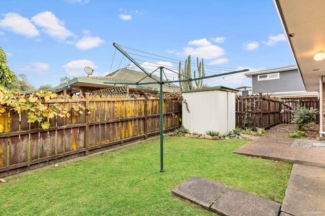 Photo of property in 1/8 Sunnypark Avenue, Rosehill, Papakura, 2113