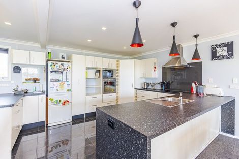 Photo of property in 17 Edward Street, Pahiatua, 4910