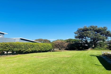 Photo of property in 50 Hillview Road, Waihi Beach, 3611