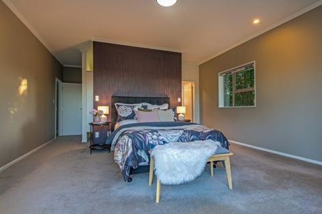 Photo of property in 53-55 Oram Drive, Turitea, Palmerston North, 4472