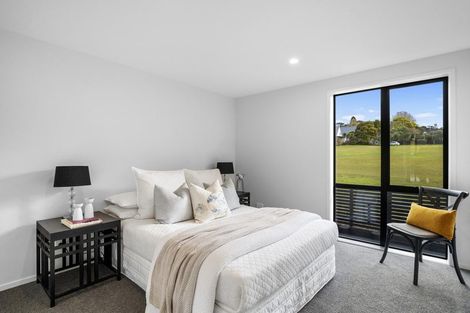 Photo of property in 4d Weetman Drive, Browns Bay, Auckland, 0630