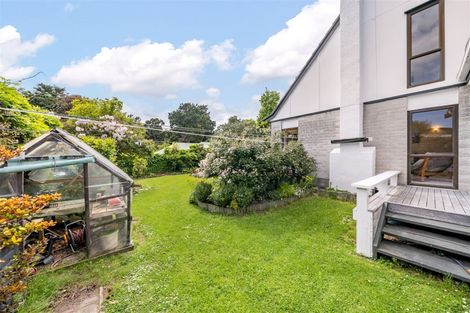 Photo of property in 31b Chatsworth Road, Silverstream, Upper Hutt, 5019