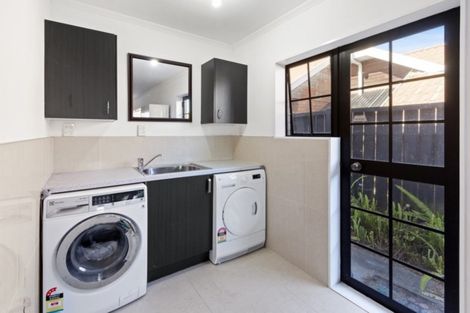 Photo of property in 29 Keywella Drive, Conifer Grove, Takanini, 2112