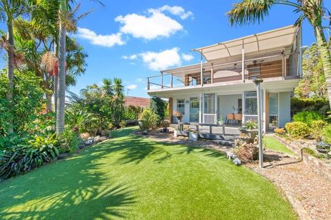 Photo of property in 99 John Downs Drive, Browns Bay, Auckland, 0630