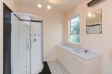 Photo of property in 30 Mill Road, Clive, 4102