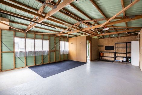 Photo of property in 10 Carey Street, Waitara, 4320