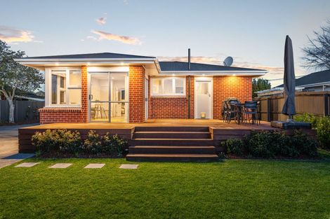 Photo of property in 31 Flower Street, Bryndwr, Christchurch, 8053