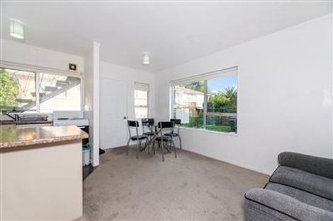 Photo of property in 2/7 Begbie Place, Sandringham, Auckland, 1025