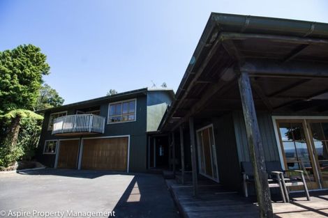 Photo of property in 505 Scenic Drive, Waiatarua, Auckland, 0612