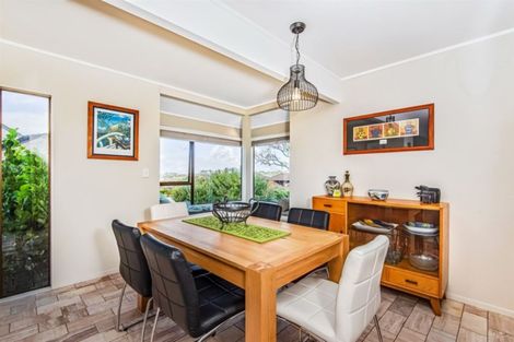 Photo of property in 21 Deanna Drive, West Harbour, Auckland, 0618