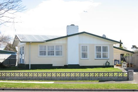 Photo of property in 94 Bill Hercock Street, Pirimai, Napier, 4112