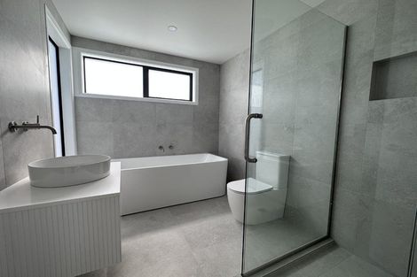 Photo of property in 3 Seagreen Avenue, Rosehill, Papakura, 2113