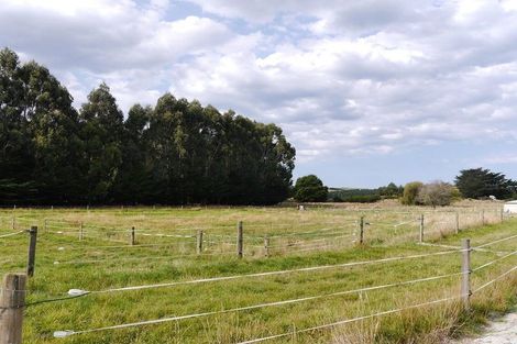 Photo of property in 37 Goodwood Road, Goodwood, Palmerston, 9481