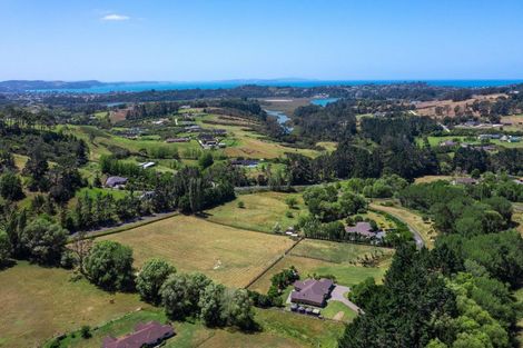 Photo of property in 8b Willow Lane, Stillwater, Silverdale, 0993