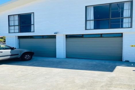 Photo of property in 16 Kennedys Bush Road, Halswell, Christchurch, 8025