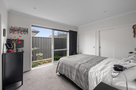 Photo of property in 8 Rakaia Way, Poraiti, Napier, 4112