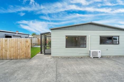 Photo of property in 13c Burns Street, South Dunedin, Dunedin, 9012