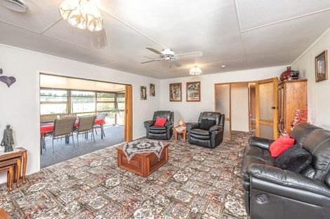 Photo of property in 18 Swinbourne Street, Waverley, 4510