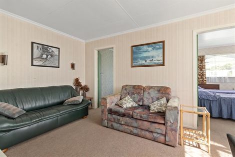 Photo of property in 100 Shearman Street, Waimate, 7924