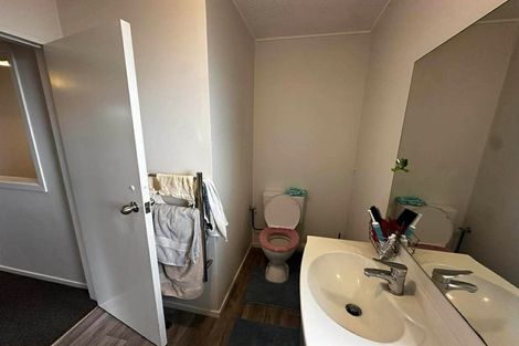 Photo of property in 3/1232 High Street, Taita, Lower Hutt, 5011