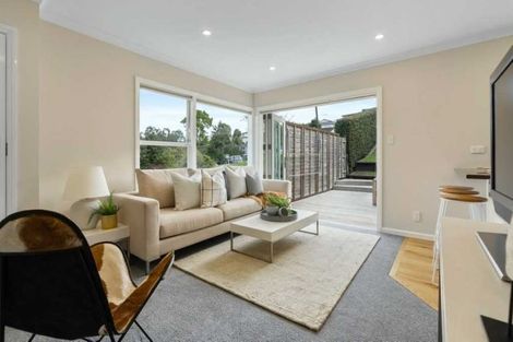 Photo of property in 1/99 Mountbatten Avenue, Hillcrest, Auckland, 0627