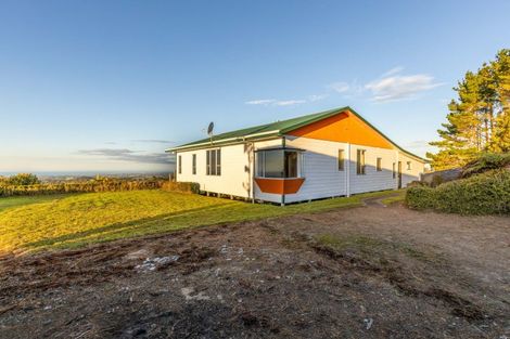 Photo of property in 1568 Carrington Road, Hurworth, New Plymouth, 4371
