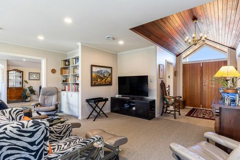 Photo of property in 10 Glentui Place, Waikawa, Picton, 7220