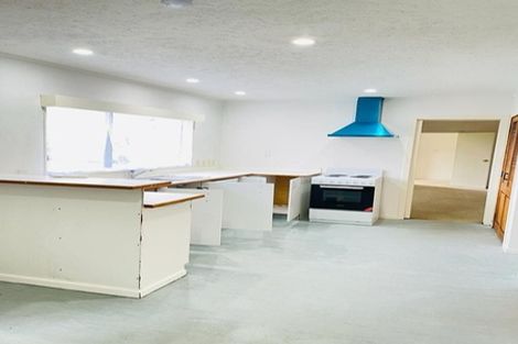 Photo of property in 17 Solveig Place, Randwick Park, Auckland, 2105