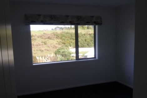 Photo of property in 13 Heta Road, Highlands Park, New Plymouth, 4312