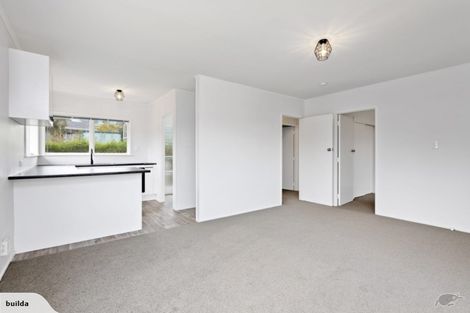 Photo of property in 1/12 Kathleen Street, Totara Vale, Auckland, 0627