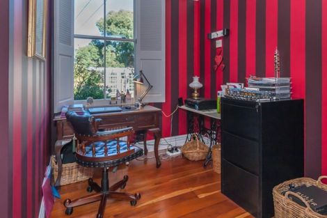 Photo of property in 326 Heatherlea Road East, Levin, 5571