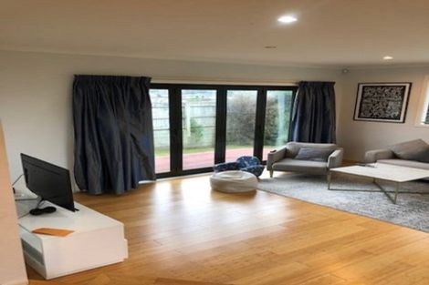 Photo of property in 5 Catlins Glen, Aotea, Porirua, 5024