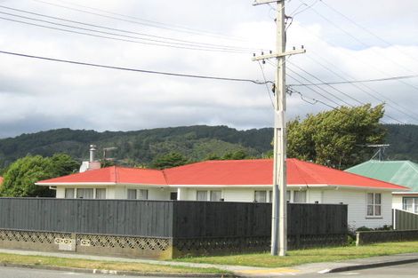 Photo of property in 55 Ararino Street, Trentham, Upper Hutt, 5018