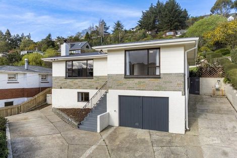 Photo of property in 64 Hocken Street, Kenmure, Dunedin, 9011