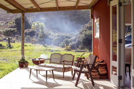 Photo of property in 1809 Whaanga Road, Raglan, 3296