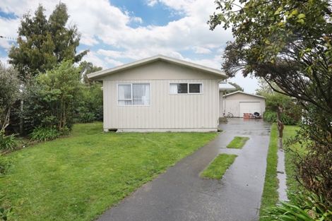 Photo of property in 3 Meads Place, Bulls, 4818