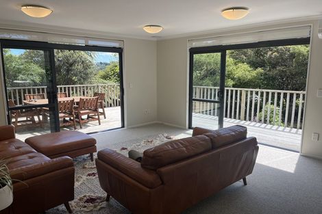 Photo of property in 7 Lowry Heights, Stokes Valley, Lower Hutt, 5019