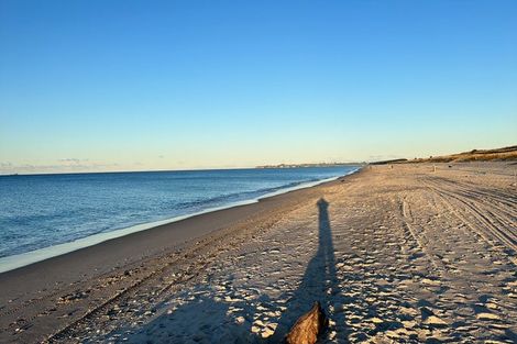 Photo of property in 153 Karewa Parade, Papamoa Beach, Papamoa, 3118