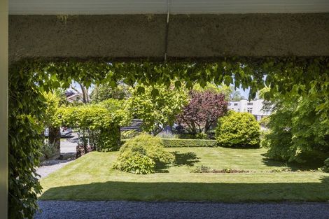 Photo of property in 31 Elmira Avenue, Hokowhitu, Palmerston North, 4410