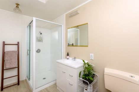 Photo of property in 25 Mangorei Road, Strandon, New Plymouth, 4312