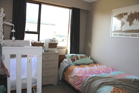 Photo of property in 46 Lanark Street, Balclutha, 9230